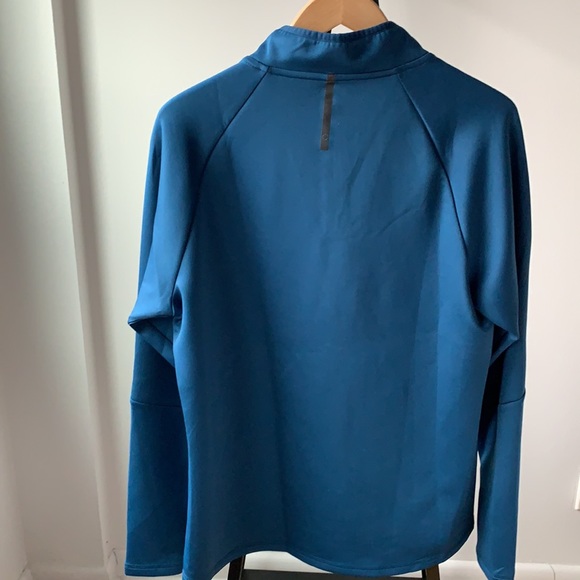 COPY - Skoda sweater - Picture 4 of 5